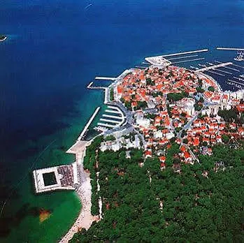 Szálloda Adria